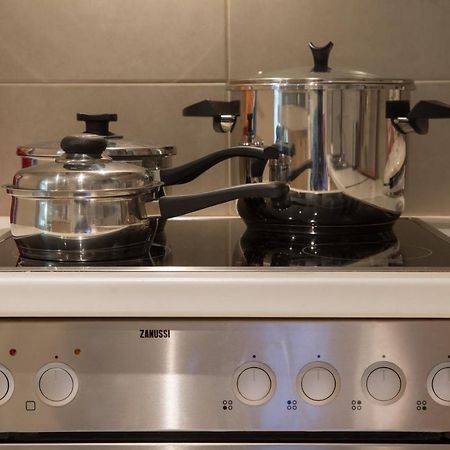 Lovely New Βuild Flat Near Metro - Free Parking Atena Exterior foto