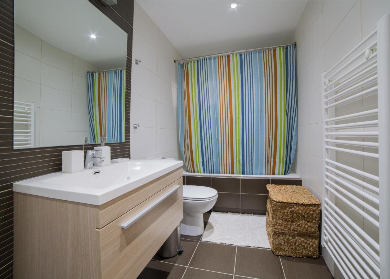 Lovely New Βuild Flat Near Metro - Free Parking Atena Exterior foto