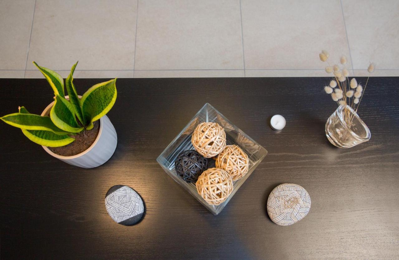 Lovely New Βuild Flat Near Metro - Free Parking Atena Exterior foto