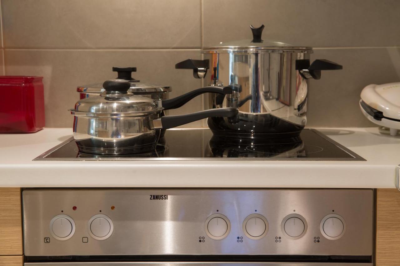 Lovely New Βuild Flat Near Metro - Free Parking Atena Exterior foto